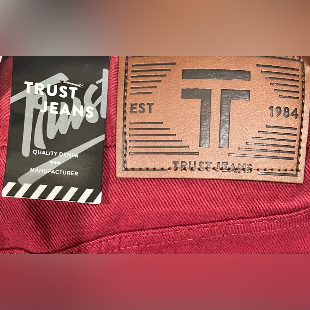 Trust Jeans Burgundy NWT 42W 32L - Picture 3 of 4